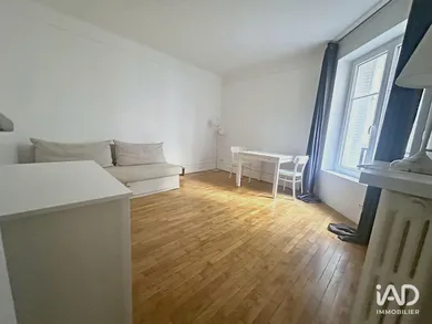 Appartement à PARIS (75016)