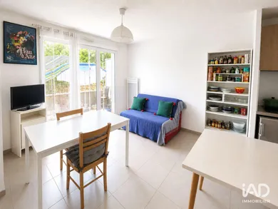 Apartment in VILLENAVE-D'ORNON (33140)