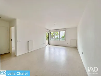 Appartement à LES ULIS (91940)