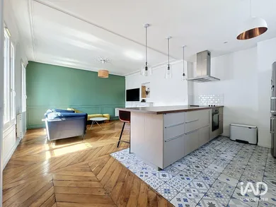 Appartement à PARIS (75011)