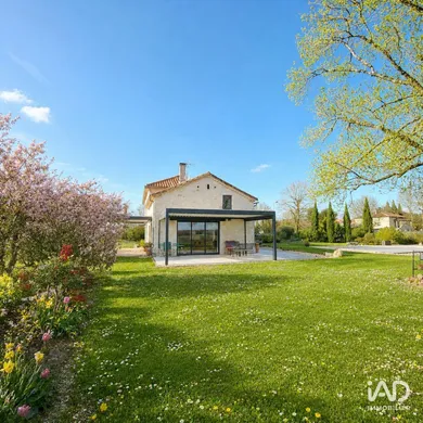 Maison à MONTDOUMERC (46230)