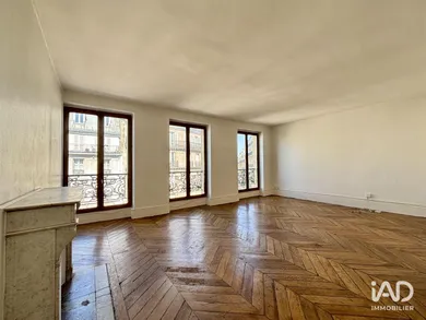 Appartement à PARIS (75006)