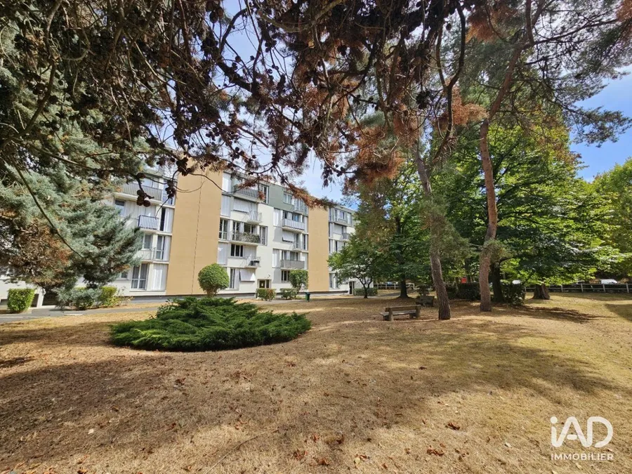 Appartement à LAGNY-SUR-MARNE (77400) photo 3