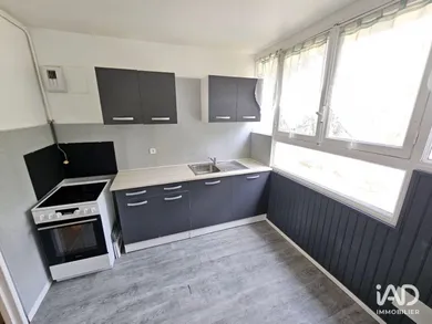 Appartement à LAGNY-SUR-MARNE (77400)