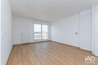 Appartement à COLOMBES (92700)