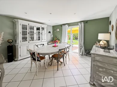 Maison à VAUX-LE-PÉNIL (77000)