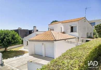 Maison à VAUX-SUR-MER (17640)