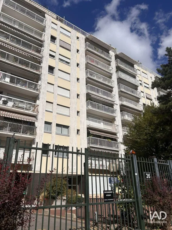 Appartement à MONTROUGE (92120) photo 2
