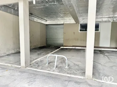 Parking à COMBS-LA-VILLE (77380)