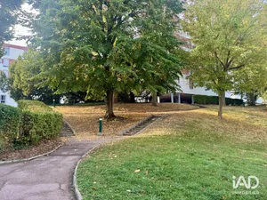 Parking in COMBS-LA-VILLE (77380)