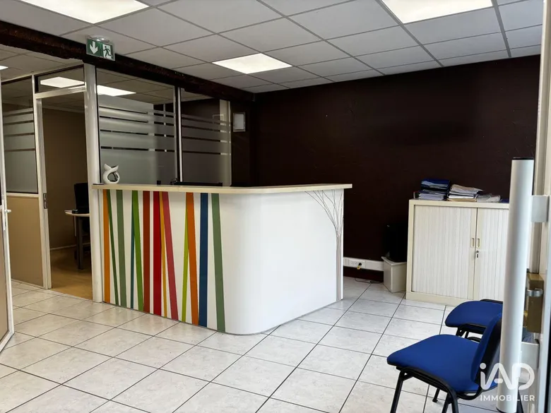 Local commercial 90 m² · à Châlons-en-Champagne · 90 m² · 1 250 €/mois