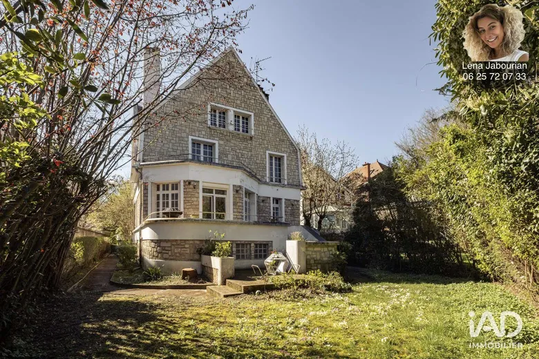 Maison 10 pièces 334 m² · à Sceaux · 334 m² · 1 550 000 €