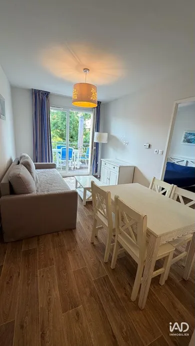 Appartement à HOURTIN (33990)
