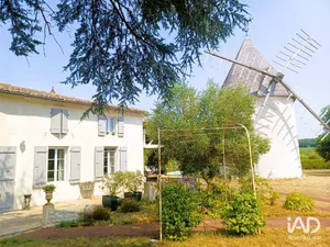 Maison à ARCES (17120)