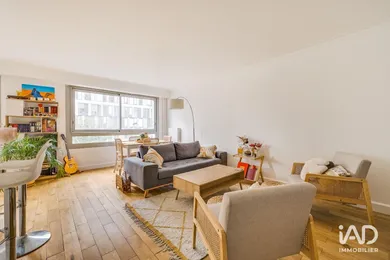 Appartement à COURBEVOIE (92400)