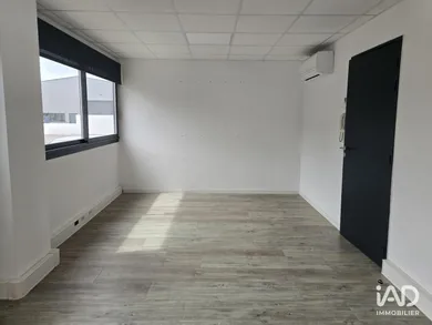 Bureaux à BUROS (64160)