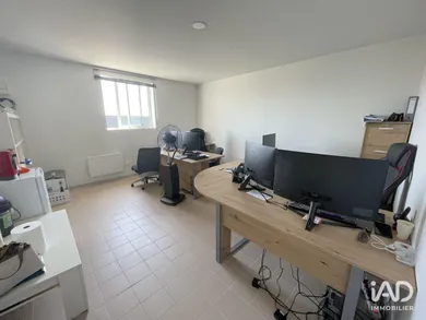 Bureaux à VILLABÉ (91100)
