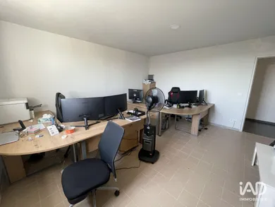Bureaux à VILLABÉ (91100)