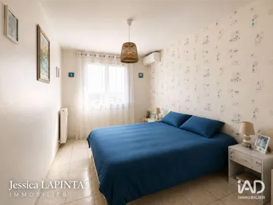 Appartement à SANARY-SUR-MER (83110)