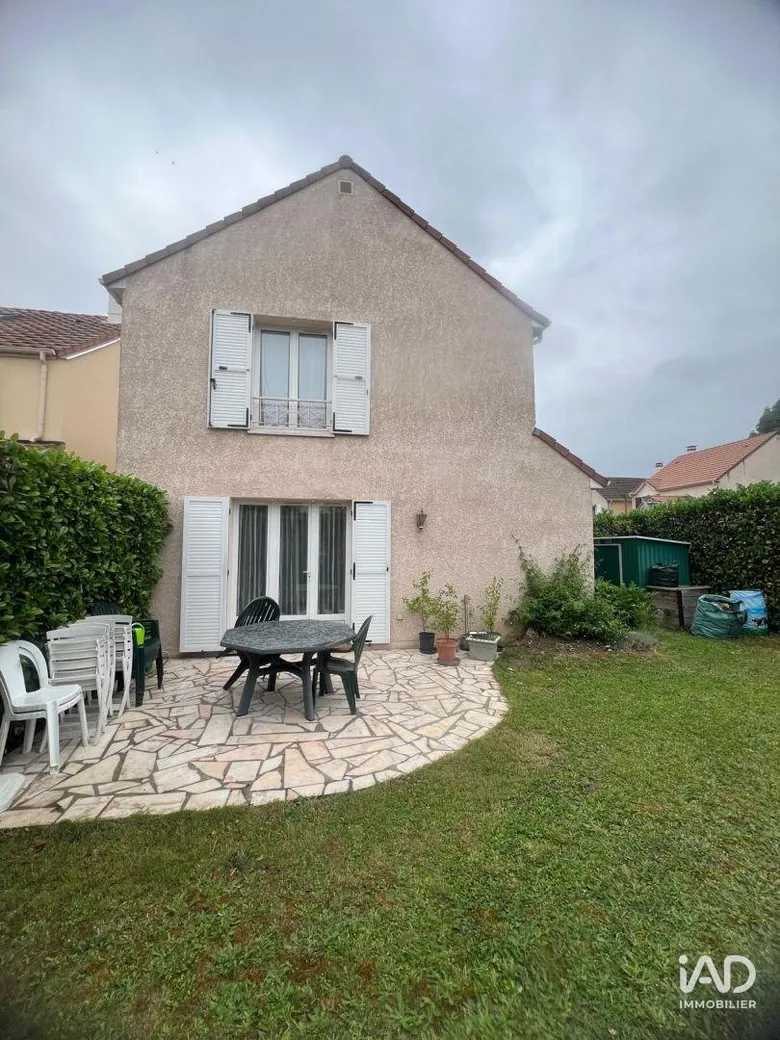 Maison 5 pièces 101 m² · à Courtry · 101 m² · 370 000 €