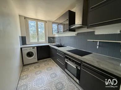 Appartement à SAINT-DENIS (93200)