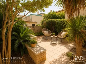 Appartement à SANARY-SUR-MER (83110)
