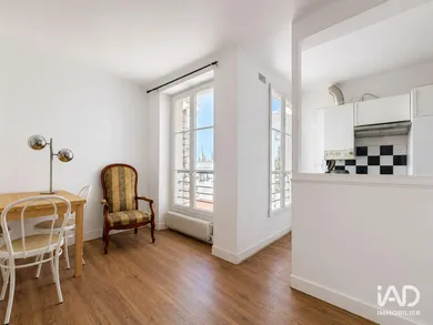Appartement à PARIS (75011)