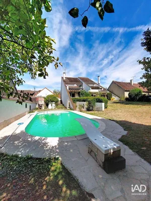 Maison à VILLENEUVE-SUR-YONNE (89500)