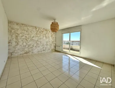 Appartement à CORBEIL-ESSONNES (91100)