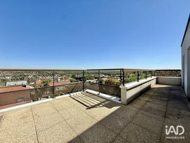 Appartement à CORBEIL-ESSONNES (91100)