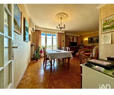Apartment in AVIGNON (84000)