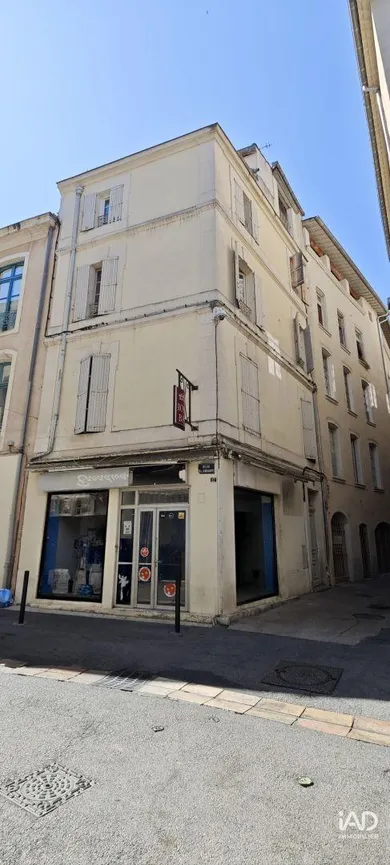 Commercial walls in NÎMES (30000)