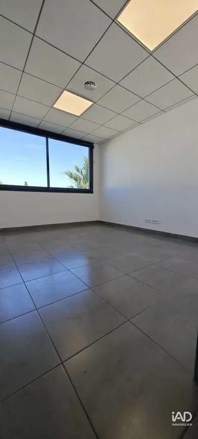 Office in NÎMES (30900)