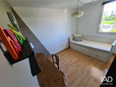 Appartement à CRÉTEIL (94000)
