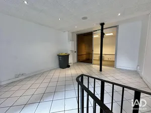 Commercial in PARIS (75013)