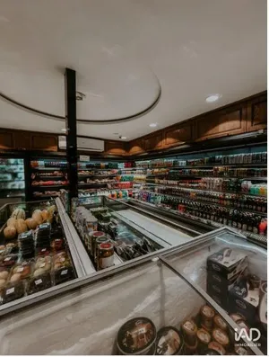 Boutique/Local commercial à BAGNOLES-DE-L'ORNE (61140)