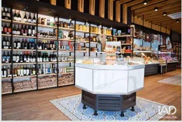 Boutique/Local commercial à BAGNOLES-DE-L'ORNE (61140)