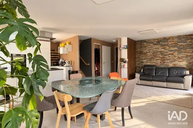 Duplex à MOUXY (73100)