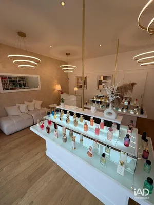 Boutique/Local commercial à CALUIRE-ET-CUIRE (69300)