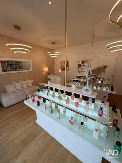Boutique/Local commercial à CALUIRE-ET-CUIRE (69300)