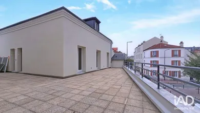 Appartement à CHARENTON-LE-PONT (94220)