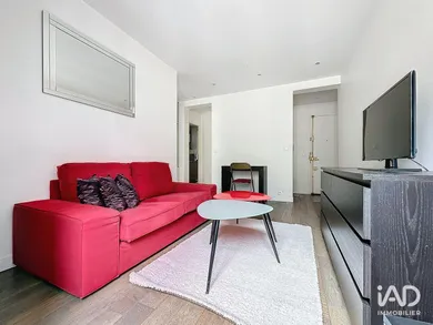 Appartement à PARIS (75010)
