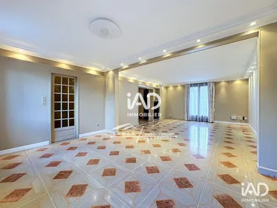 Maison à LE BLANC-MESNIL (93150)