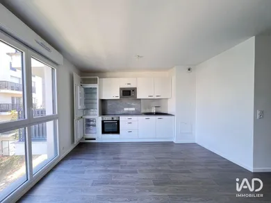 Appartement à NOISY-LE-GRAND (93160)