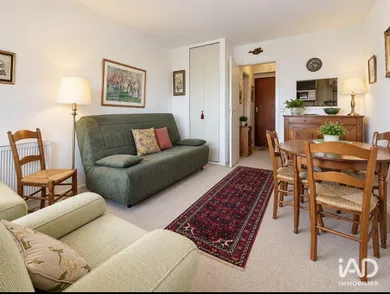 Appartement à DEAUVILLE (14800)