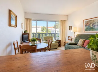 Appartement à DEAUVILLE (14800)
