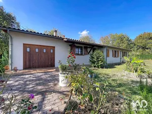 Maison à PAREMPUYRE (33290)