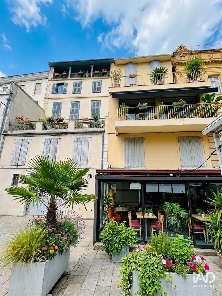 Local commercial 200 m² · à Saint-Gaudens · 200 m² · 1 100 000 €
