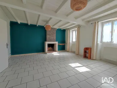 Maison à SAINT-SAUVEUR-D'AUNIS (17540)