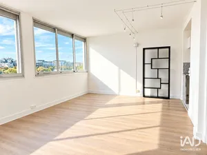 Apartment in COURBEVOIE (92400)